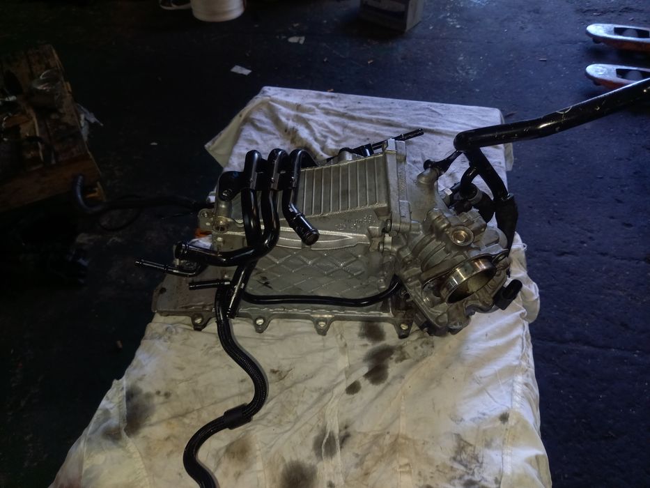 Kolektor ssacy VW Golf audi skoda 2.0 tdi kompletny