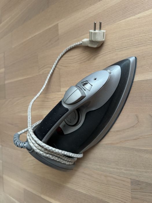 Утюг AURORA AU 192