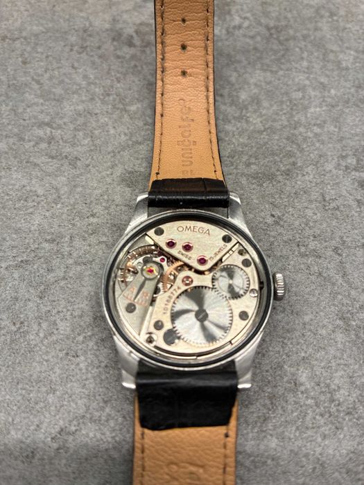 RELÓGIO OMEGA SUVERAN 2400-4.