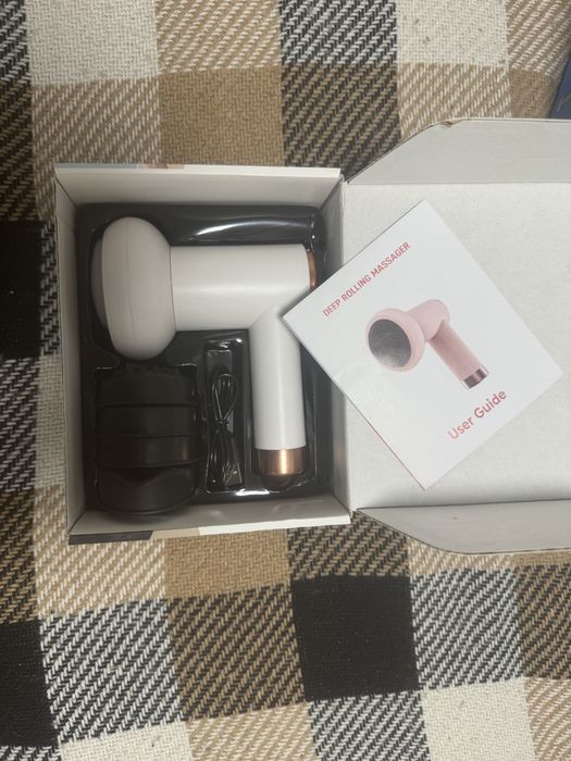 Масажер з насадками