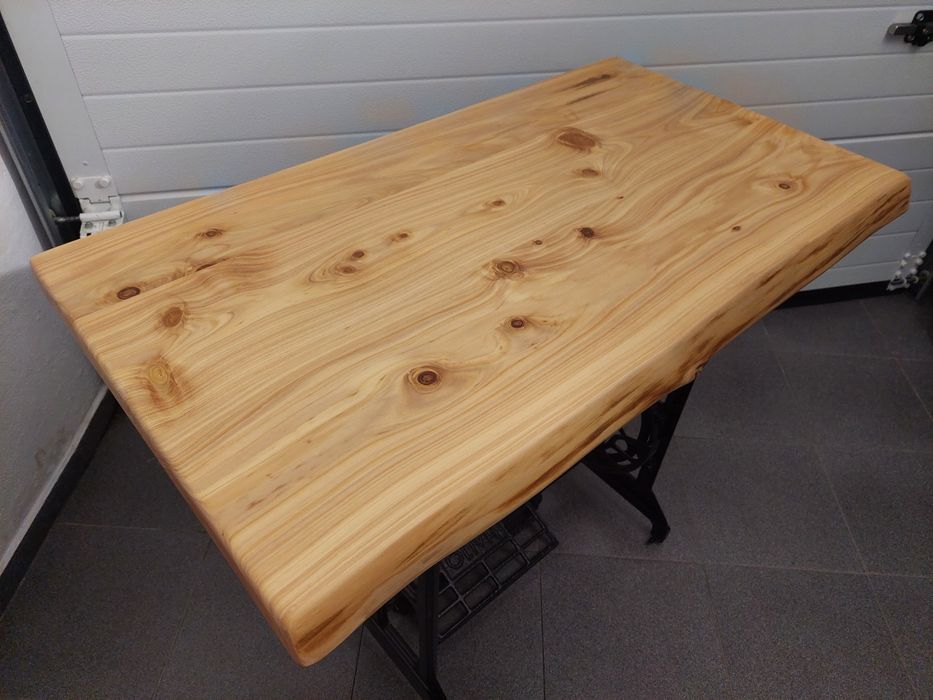 Mesa / Maquina de costura