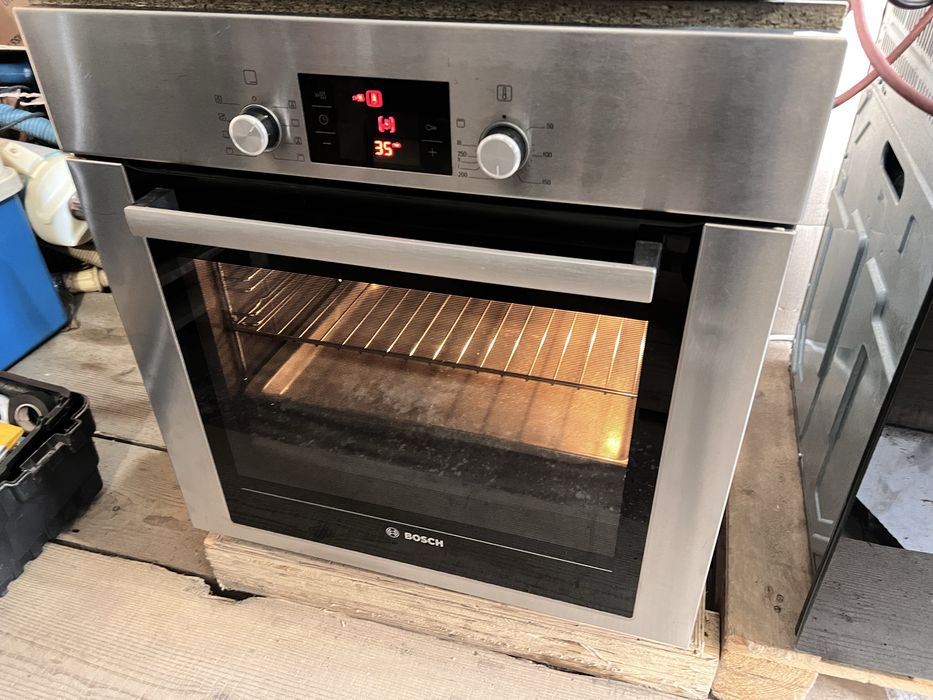 Духовка Bosch (Німеччина)