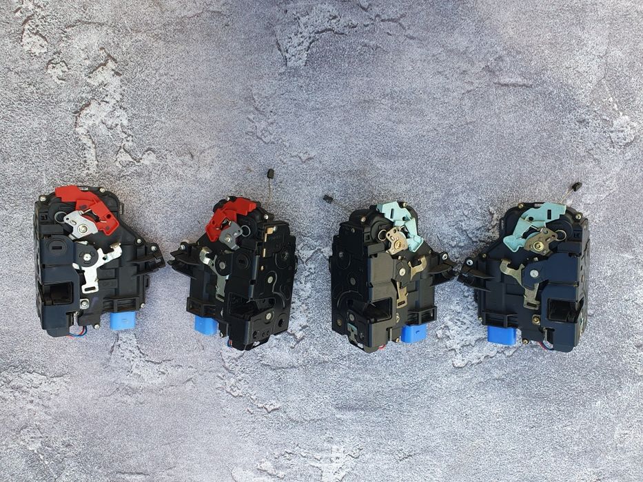 Замок дверний передній задній Гольф 5 6, Туран, Шкода А5, Golf, Touran