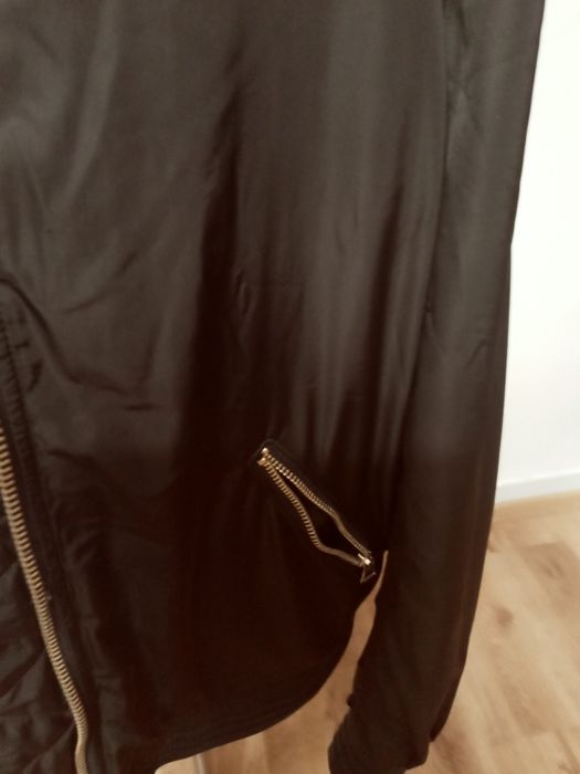 Kurtka damska czarna M krotka lekka bombier