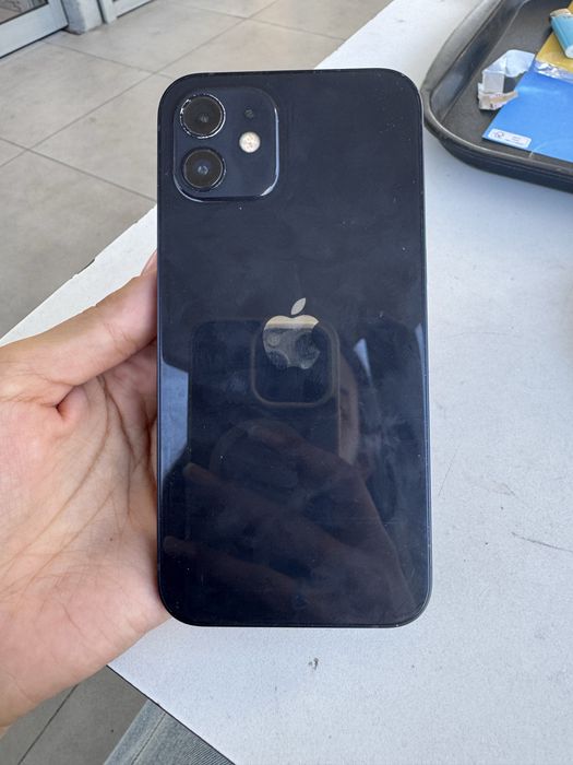 Iphone 12 usado