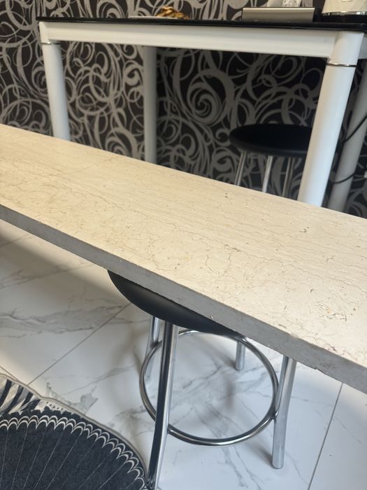 Пiдвiконник мраморний.