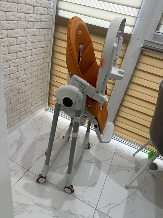 Peg-Perego стілець Prima Pappa Follow Me