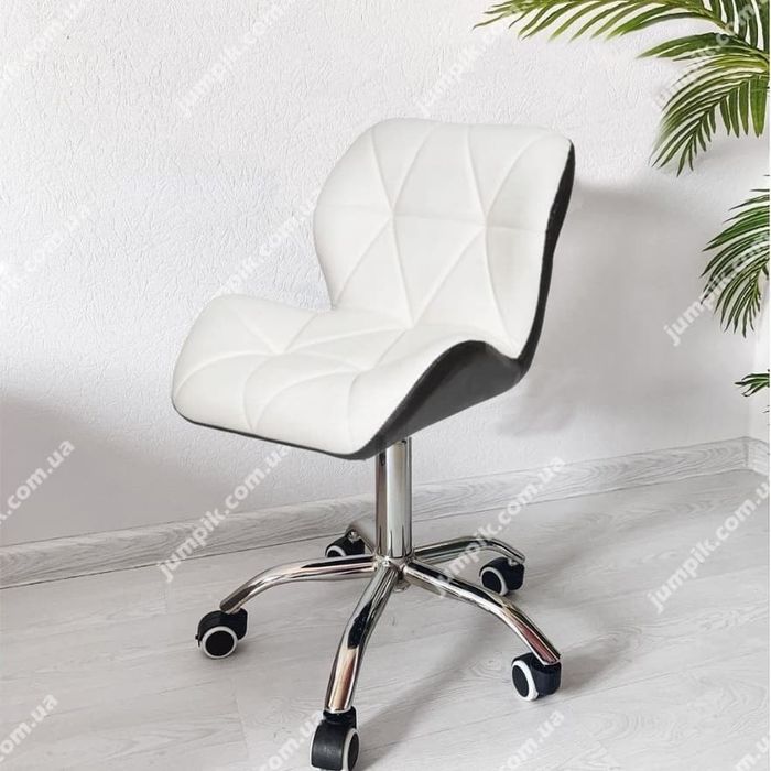 Крісло майстра, стул мастера, парикмахерское кресло, косметичне крісло