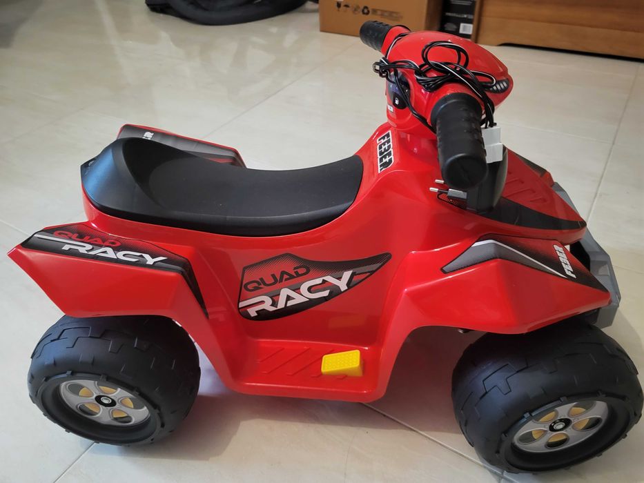 Moto 4 a bateria criança