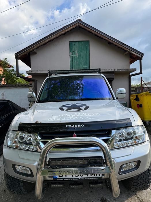 Продам mitsubishi pajero