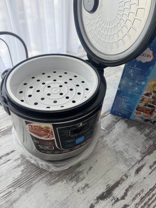 Мультиварка Airforce z.p-88m 6 л., 1500 Вт, нова