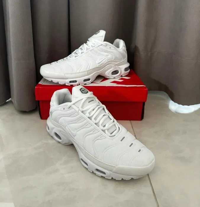 Buty  Nike Air Max TN Plus White R.43