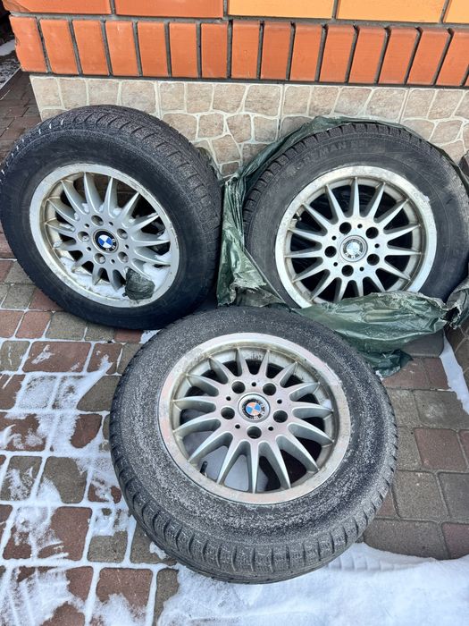 Продам оригвнальні диски на автомобіль Бмв  195/65 r 15