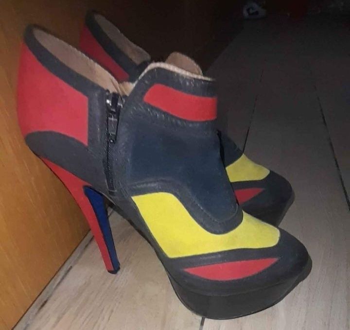 Botins marca sahoco n.39 usado bom estado