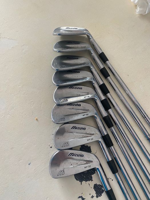 Iron golf set Mizuno MP- 32 grain flow forged