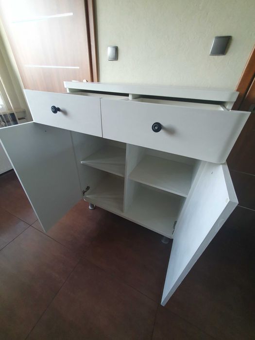 Komoda Elippe (malowana na biało)