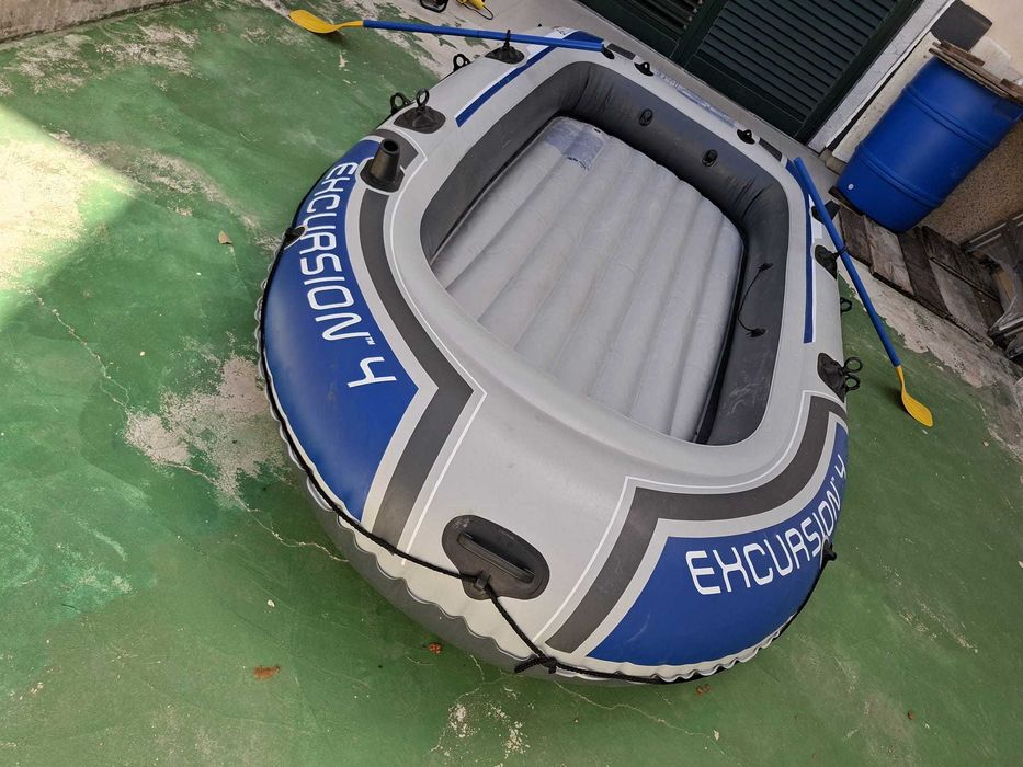Barco Insuflável Intex Excursion 4 (Como Novo / 4 Pessoas - 500kg)