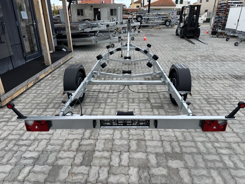 Atrelado MARTZ Yacht 1500