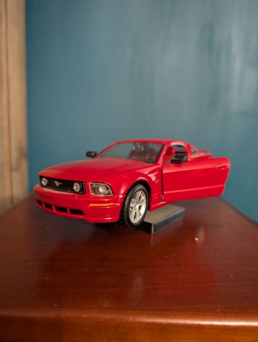 Maisto Lamborghini i Ford Mustang skala 1:24