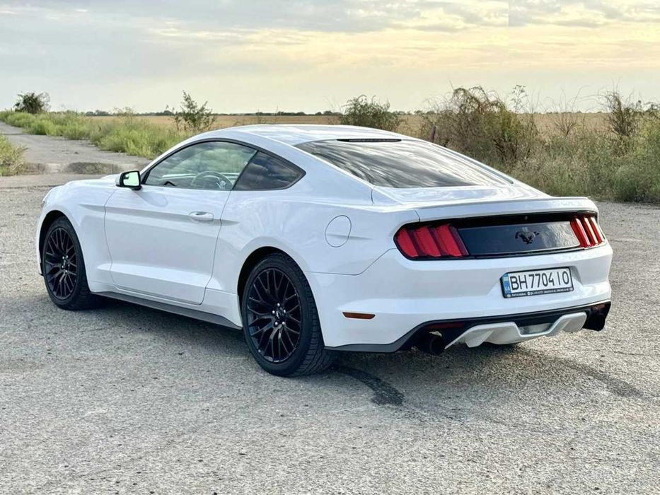 Ford Mustang Ecoboost 2015 рік