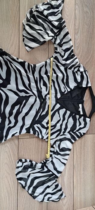 Sukienka w panterkę