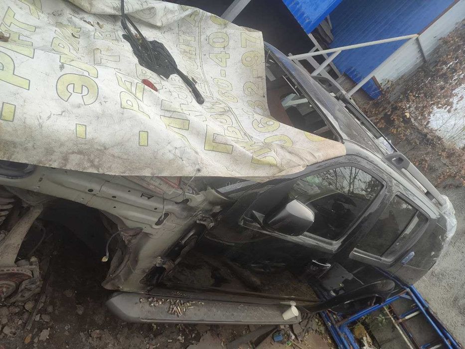 Кузов Nissan Parfinder R51/Четверть/Чверть/кузовні запчастини  R51