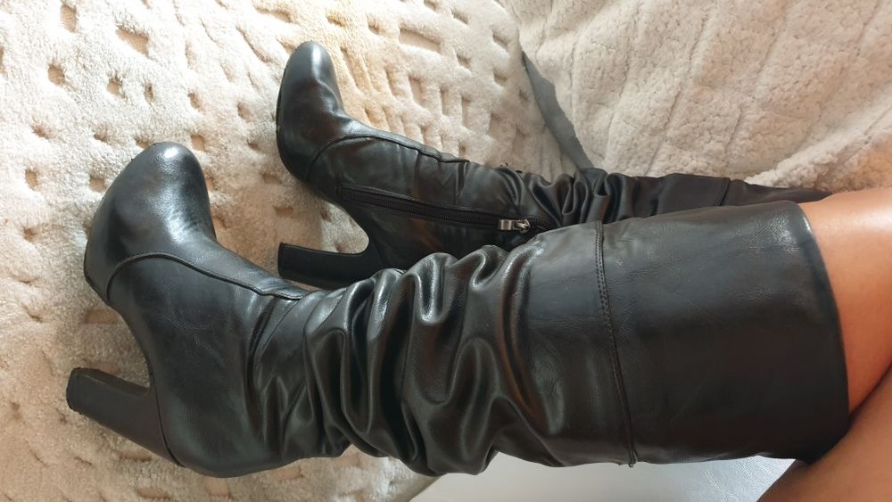 Kozaki czarne rozm 40