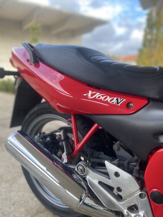 Yamaha XJ 600 N - Ótimo Estado