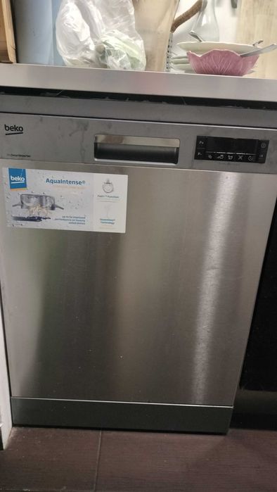 Máquina de lavar loiça Beko DFN28432X – Inox