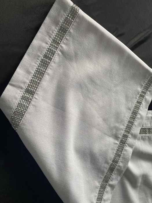 Bialy bieznik z cyrkoniami home&you