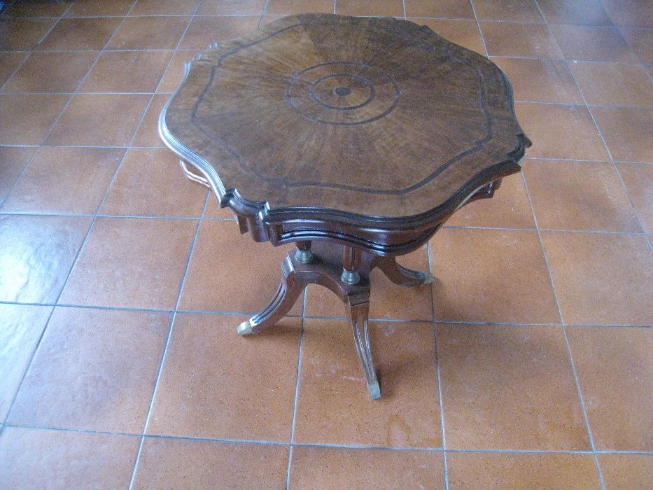 Mesinha decorativa