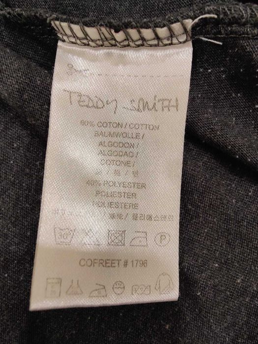 Sweat preta Teddy Smith tam. L em bom estado