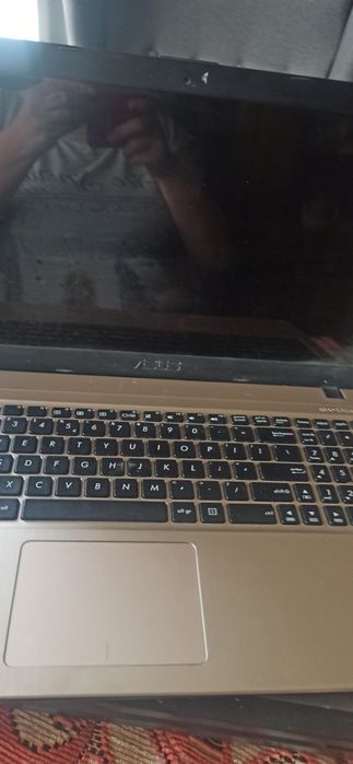 Laptop Asus x540la i3 ram 8