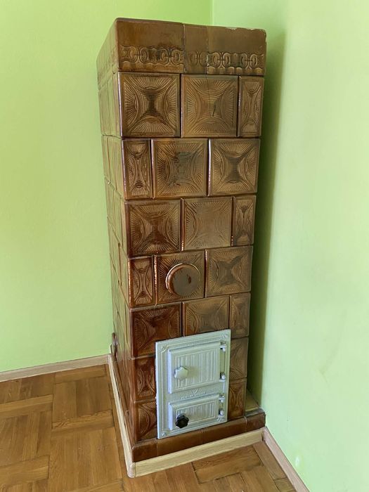 Kafle z dwóch piecy