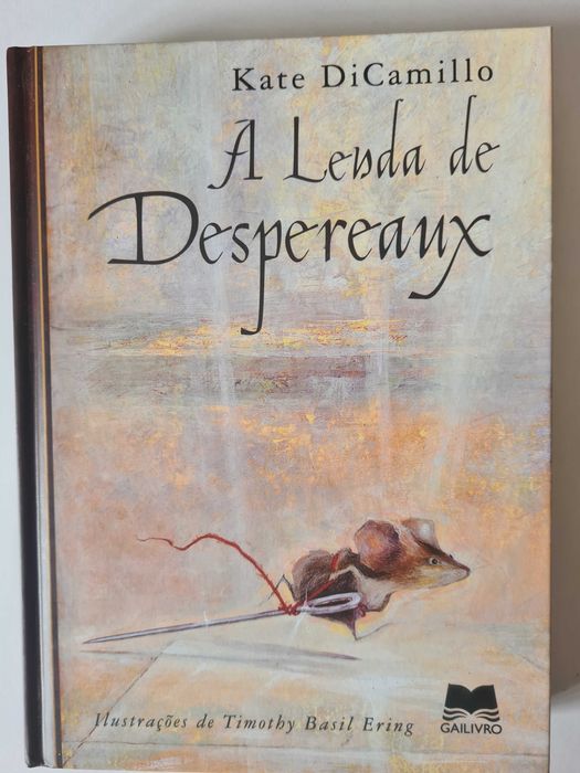 Livro juvenil "A Lenda de Desperaux" de Kate DiCamillo