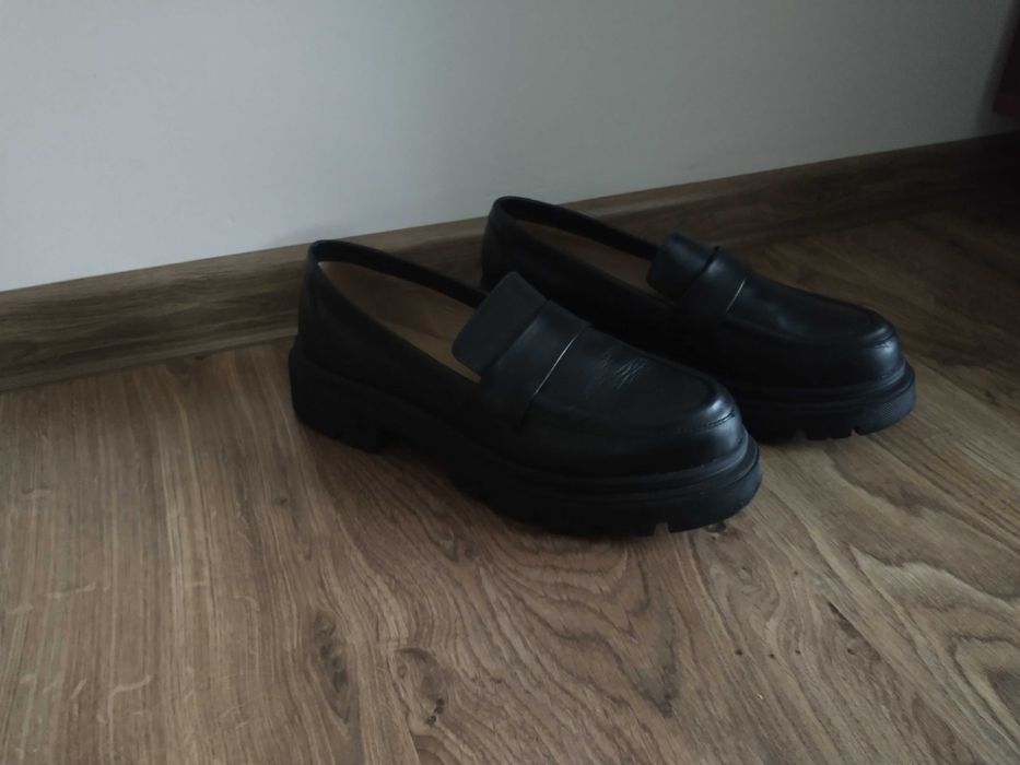 Mokasyny skórzane damskie Lasocki 39