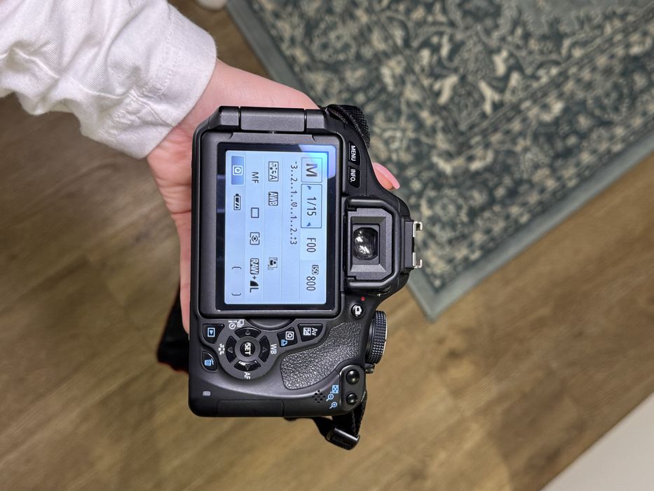 Lustrzanka Canon EOS 600D