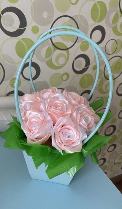 Букет с атласной летны