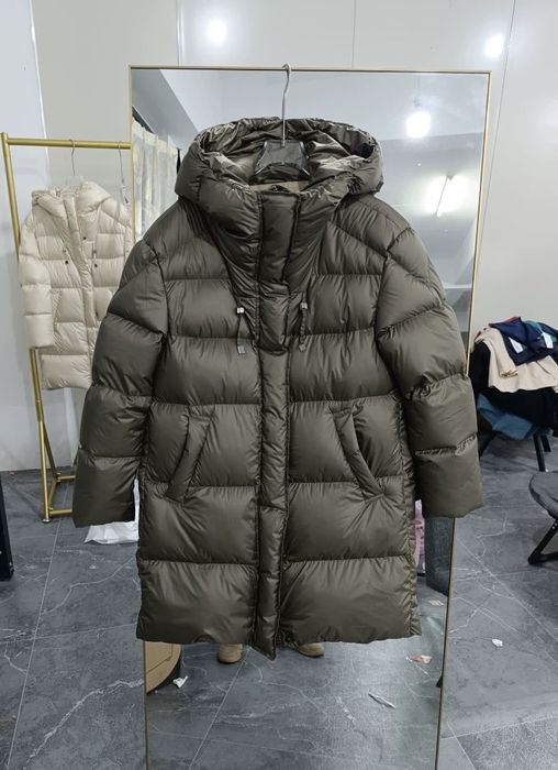 Розпродаж! Парки куртки пуховики натуральне хутро та пух mango zara