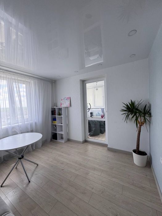 Продам 2к квартиру ул. Домостроительная