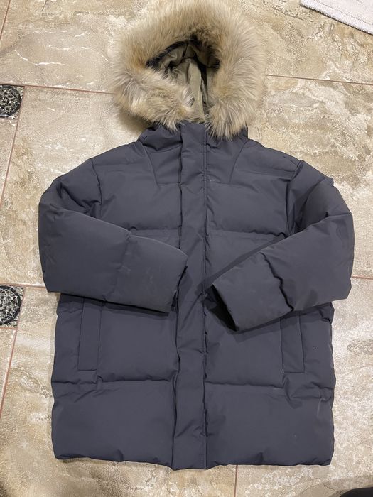 Пуховик Zara для хлопчика 134 р на 8-9 р колір темно сірий