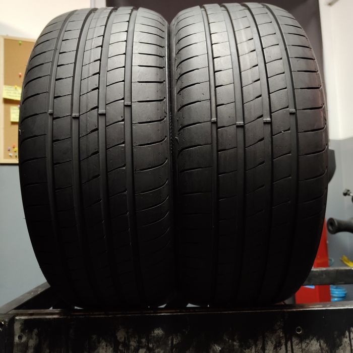 225/40/19 XL Sprzedam parę opon letnich Goodyear
