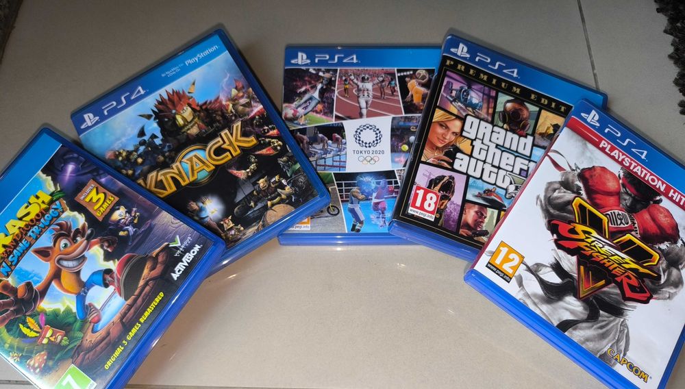 Jogos PS quase novos