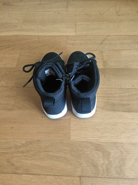 Buty MODNE dla chłopca  H&M.