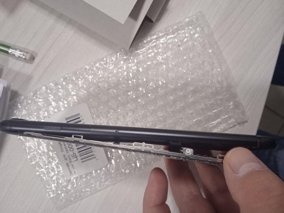 iPhone на запчастини