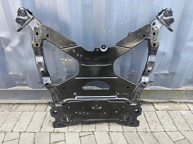 Audi A4 A5 B10/8BC wózek sanki przód OK