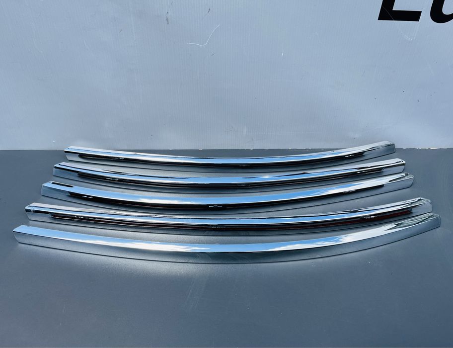 Хромовий Молдинг Бамперу Audi A6 C6 Листва Передня 4F0653066 Розборка