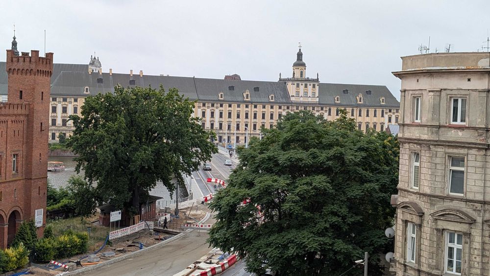 Kawalerka do wynajęcia – Rynek | Widok na Uniwersytet | Dostępna od zaraz