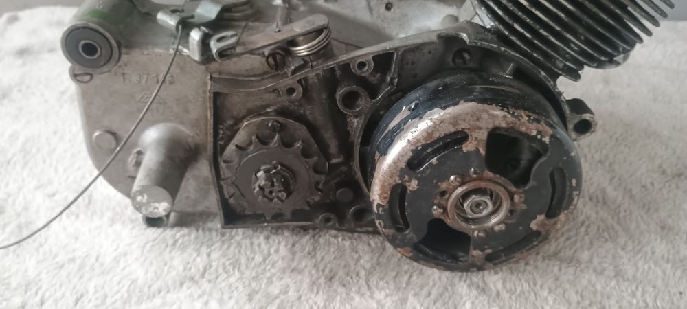 Silnik Simson Schwalbe kr 50 kr 51 sr 4 biegi w ręce