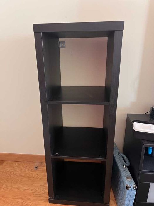 Estante KALLAX IKEA 1x4 - Preto/Castanho (Excelente estado)